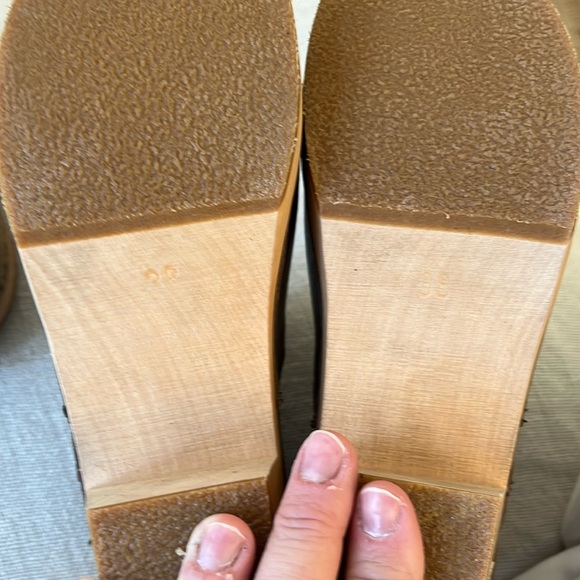 Swedish Hasbeens NWT Zip It Emy clog Clasicc  Boot Super Fun Grayish taupe color - Picture 5 of 9